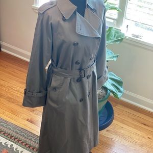Vintage Burberry Gray Trench Coat w/ red and navy lining - size 10L